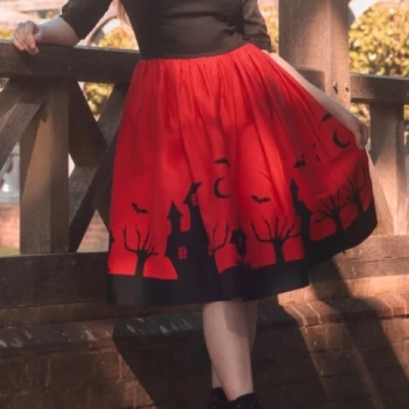 ModclothXCollectif  ALINE Skirt With POCKETS! - Picture 2 of 16